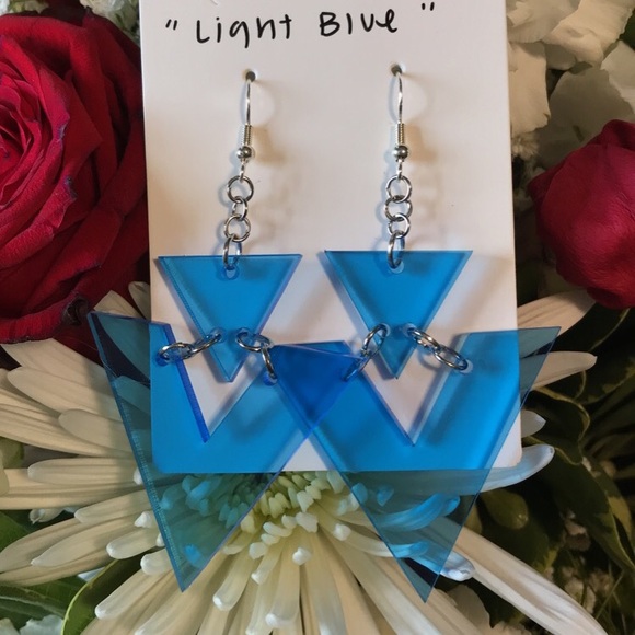 Arrow earrings - Picture 2 of 4